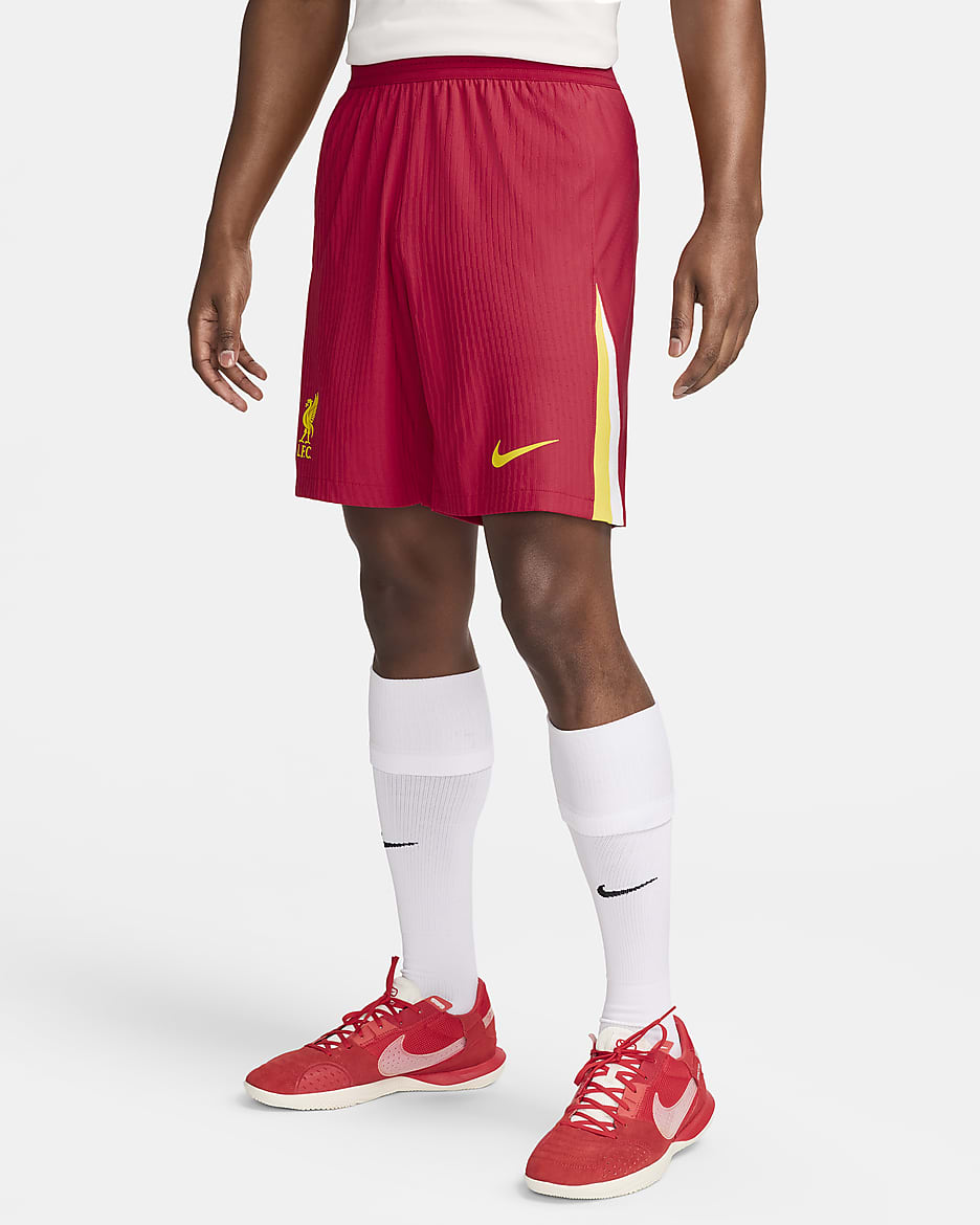 Red nike soccer shorts online